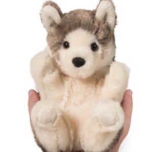 Meet your Posher, Claudia